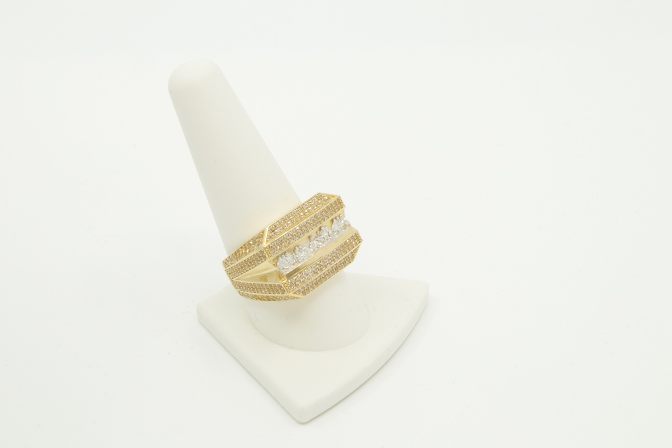last-supper-ring-14k-gold-cz-size-10-4.jpg 14K gold Last Supper ring with CZ, size 10